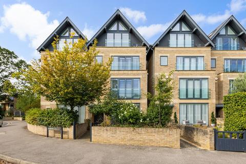 5 bedroom semi-detached house for sale, Henley Court, 3 Hernes Crescent, North Oxford