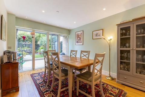 5 bedroom semi-detached house for sale, Henley Court, 3 Hernes Crescent, North Oxford