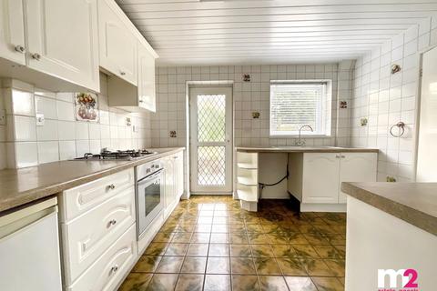 4 bedroom semi-detached house for sale, Balfe Road, Newport NP19