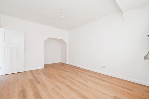 3 bedroom semi-detached house for sale, Suttons Avenue, Hornchurch, Essex, RM12