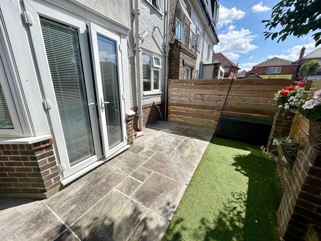 Apartment in BOURNEMOUTH - View 2