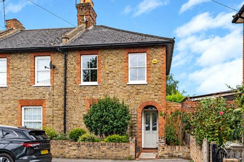 2 bedroom end of terrace house for sale, King Charles Crescent, Surbiton, Surbiton, KT5