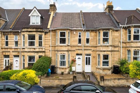 3 bedroom terraced house to rent, Arlington Road Oldfield Park BA2