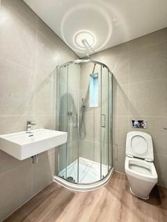 2 bedroom apartment to rent, Manor House, Maidenhead