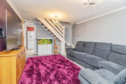 2 bedroom terraced house for sale, Lowry Drive, Houghton Regis, Dunstable