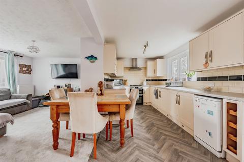 3 bedroom terraced house for sale, Ockleys Mead, Godstone