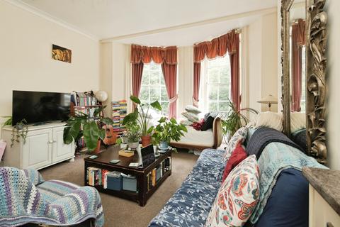 1 bedroom flat for sale, Hanover Crescent, Brighton, East Sussex, BN2