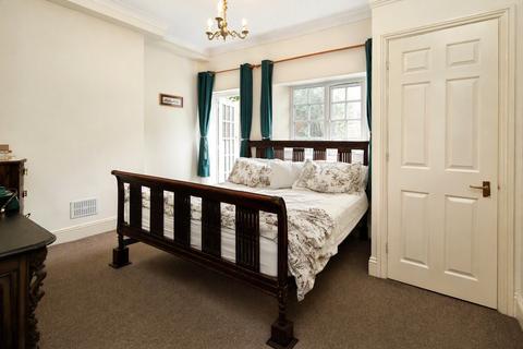 1 bedroom flat for sale, Hanover Crescent, Brighton, East Sussex, BN2
