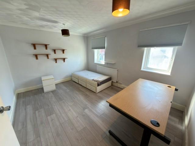 House in Southampton - View 4