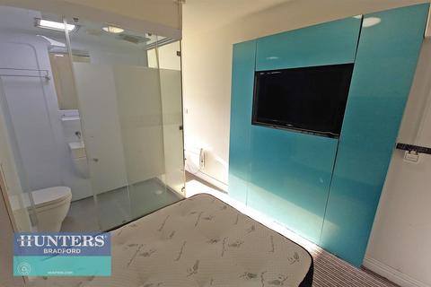 Studio to rent, Sunbridge Halls Apartment 418, 178 Sunbridge Road, Bradford, West Yorkshire