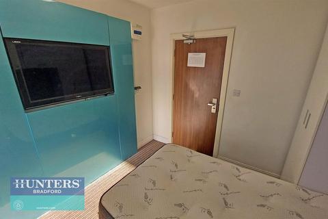 Studio to rent, Sunbridge Halls Apartment 418, 178 Sunbridge Road, Bradford, West Yorkshire