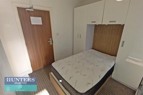 Studio to rent, Sunbridge Halls Apartment 418, 178 Sunbridge Road, Bradford, West Yorkshire
