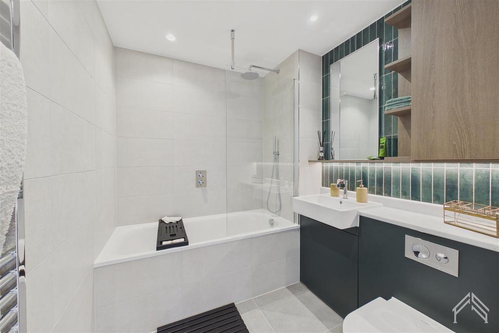 Apartment in London - More