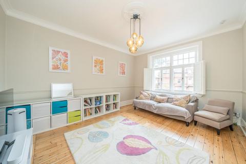 undefined, Strawberry Hill Road, Twickenham TW1