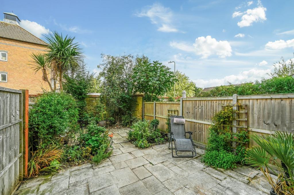 House in Kent - View 2