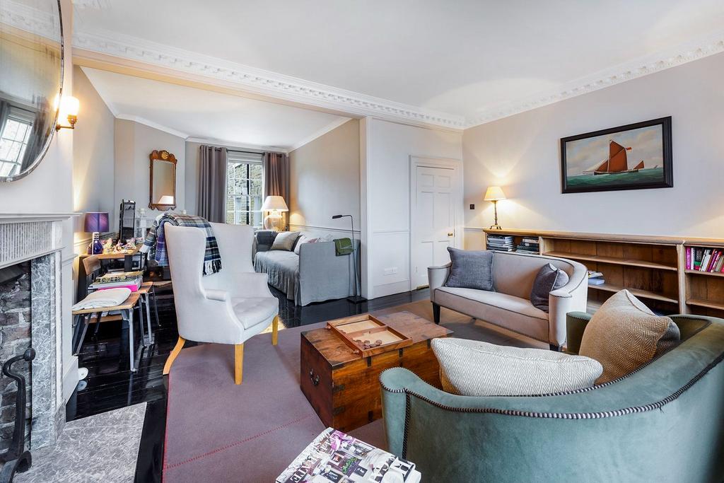 House in London - View 2