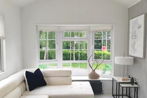 1 bedroom park home for sale, Willows Riverside Park, Windsor