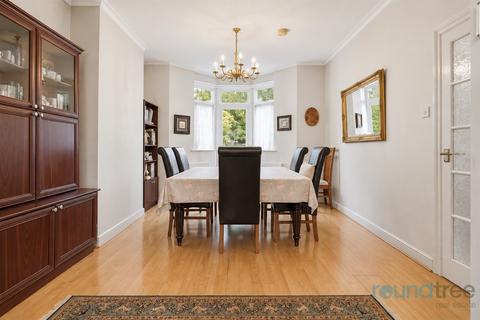 undefined, Garrick Avenue, Golders Green, NW11