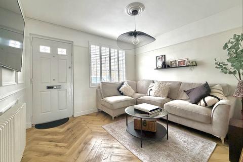 2 bedroom end of terrace house for sale, Cecil Street, Watford, WD24