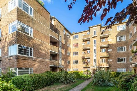 3 bedroom flat for sale, Selwyn Court, Church Road, Richmond, TW10