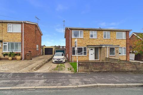 3 bedroom semi-detached house for sale, Driffield, East Riding of Yorkshire YO25