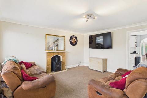 3 bedroom semi-detached house for sale, Driffield, East Riding of Yorkshire YO25