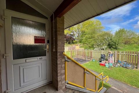 2 bedroom apartment for sale, Maes Brennin, Rhayader