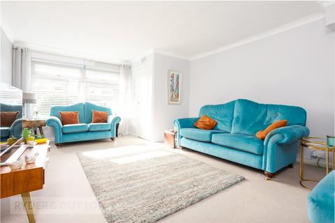 3 bedroom semi-detached house for sale, Arnside Avenue, Chadderton, Oldham, OL9