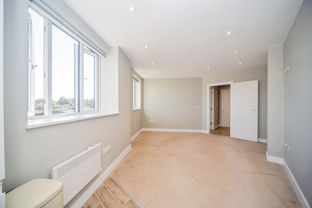 Apartment in Hampshire - View 5
