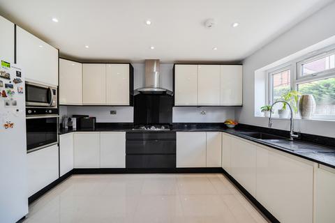 4 bedroom semi-detached house for sale, Honister Gardens, Stanmore