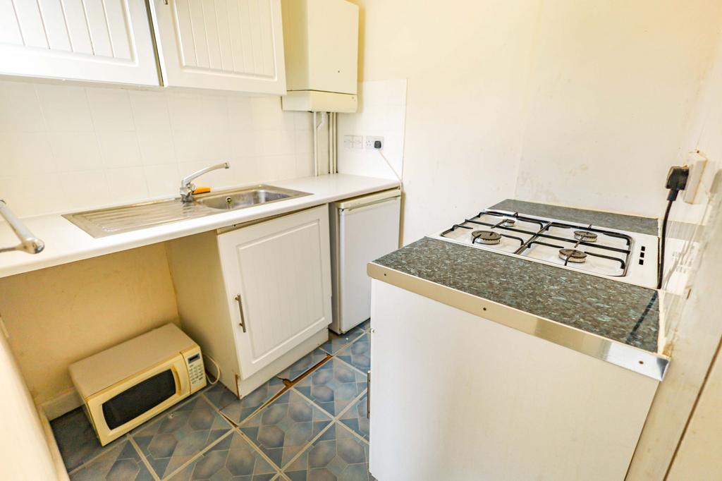 Apartment in Bournemouth - View 4