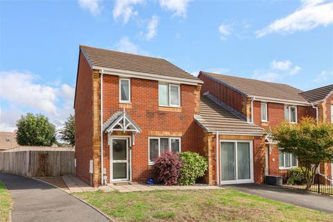 3 bedroom semi-detached house for sale, Glenfields Road, Haverfordwest