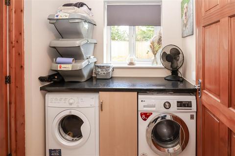 3 bedroom semi-detached house for sale, Glenfields Road, Haverfordwest