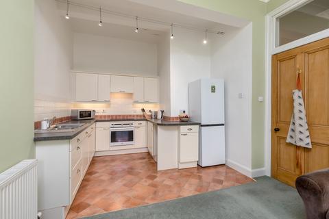 2 bedroom flat for sale, 18/6 Bruntsfield Gardens, Edinburgh, EH10 4EA