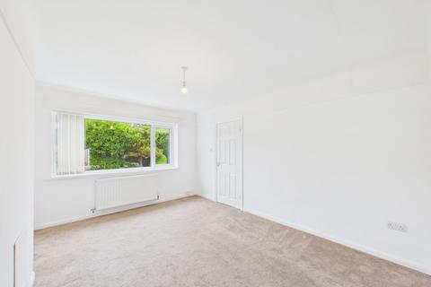 3 bedroom semi-detached house to rent, Wold Court, Deeside CH5
