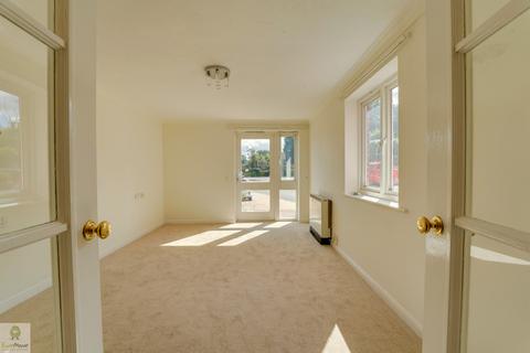 1 bedroom serviced apartment for sale, Flat 2 Drakeford Court, Wolverhampton Road, Stafford