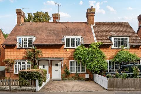 Lower Green Road, Esher, KT10