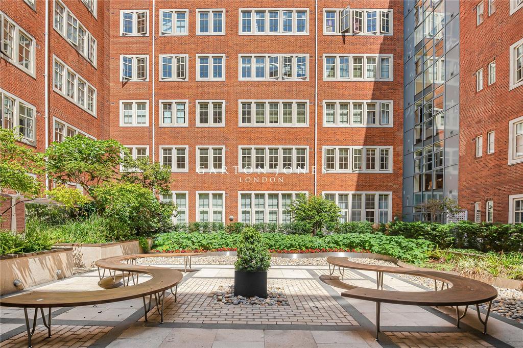 Apartment in Westminster - View 4