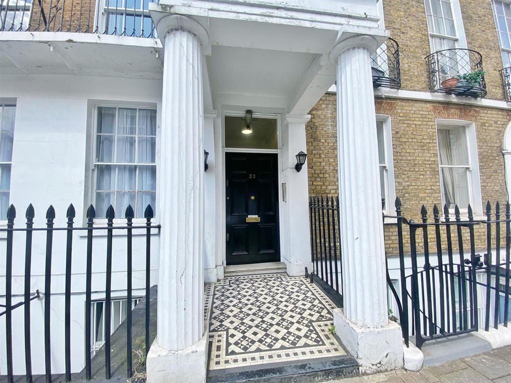 Apartment in London - More