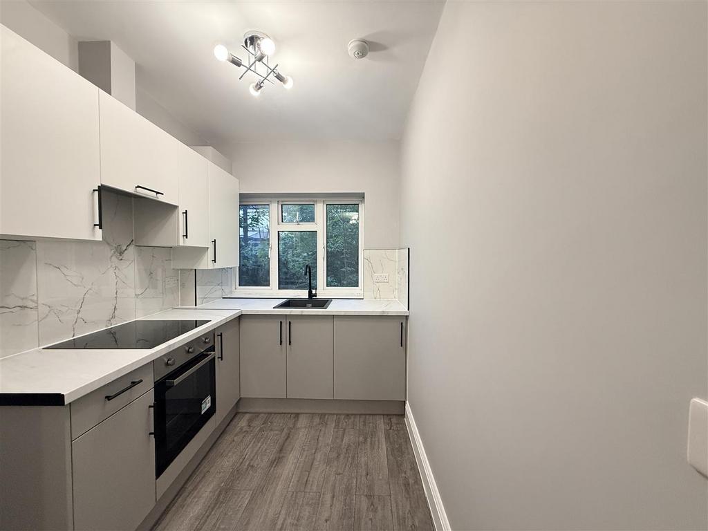 Apartment in London - View 4