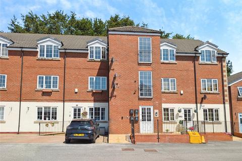2 bed flat/apartment for rent in Victoria Court, Bury BL8