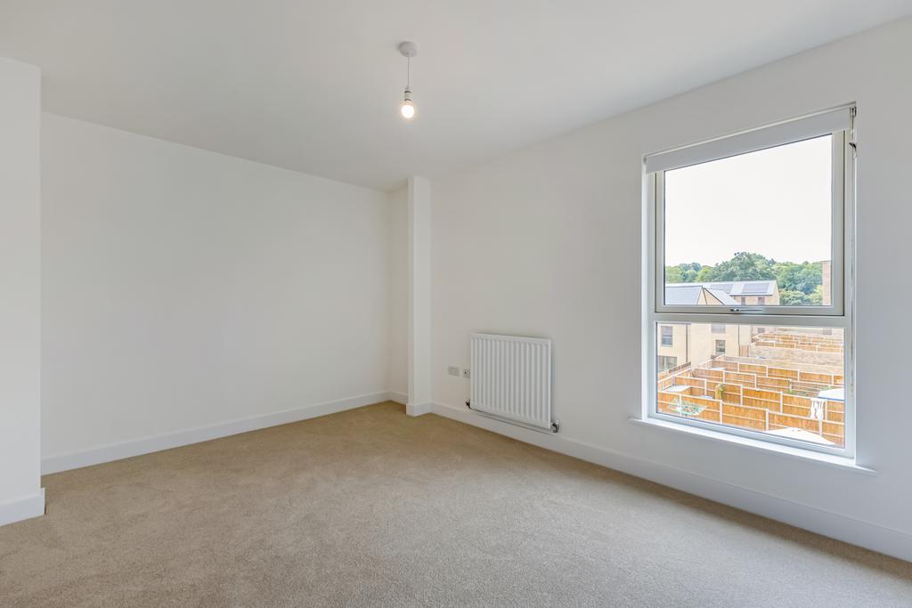 House in Oxford, Barton Park, Oxfordshire - View 5
