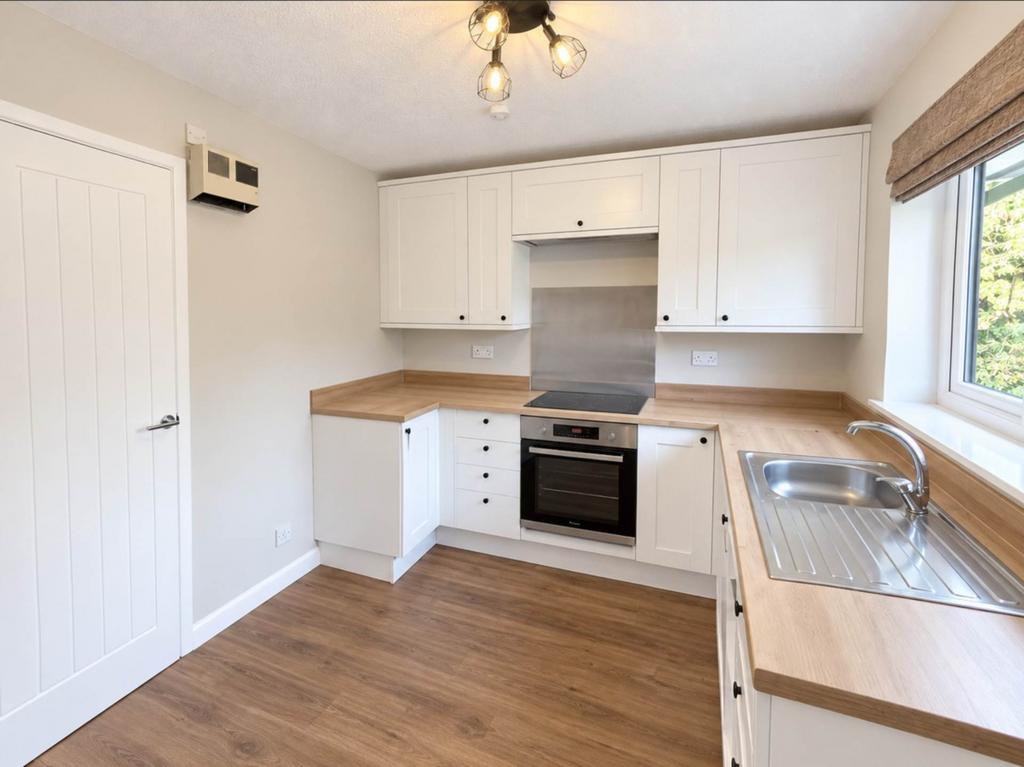 Apartment in Bury, Greater Manchester - View 3