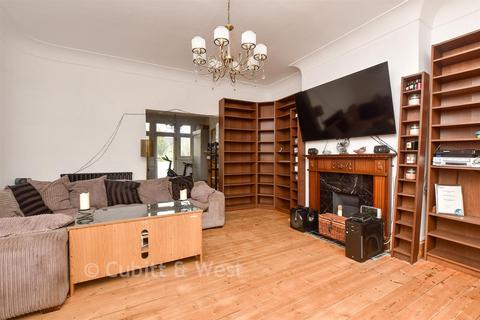6 bedroom terraced house for sale, Clarendon Road, Wallington SM6