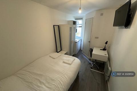Studio to rent, Bedford Place, Brighton, BN1