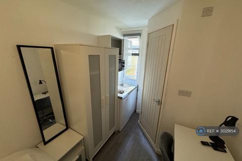 Studio to rent, Bedford Place, Brighton, BN1