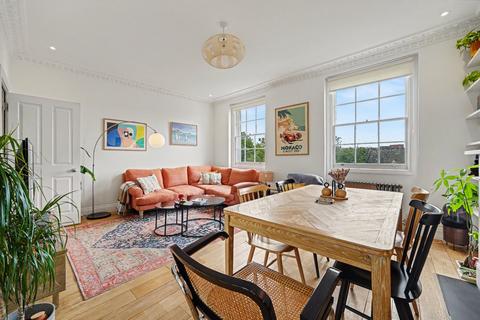 2 bedroom apartment for sale, Thornhill Crescent, London, N1