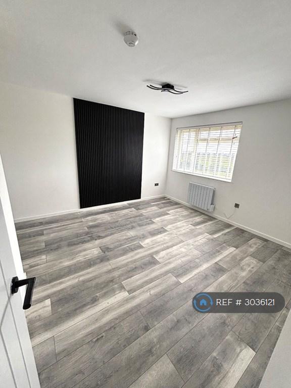 Apartment in Leeds - View 4