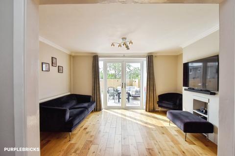 4 bedroom semi-detached house for sale, Bryn Catwg, Neath, SA10