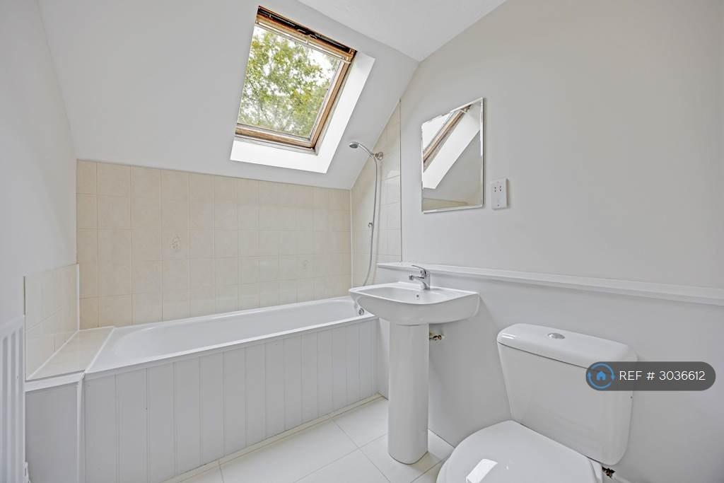 Apartment in London, Leyton - View 2
